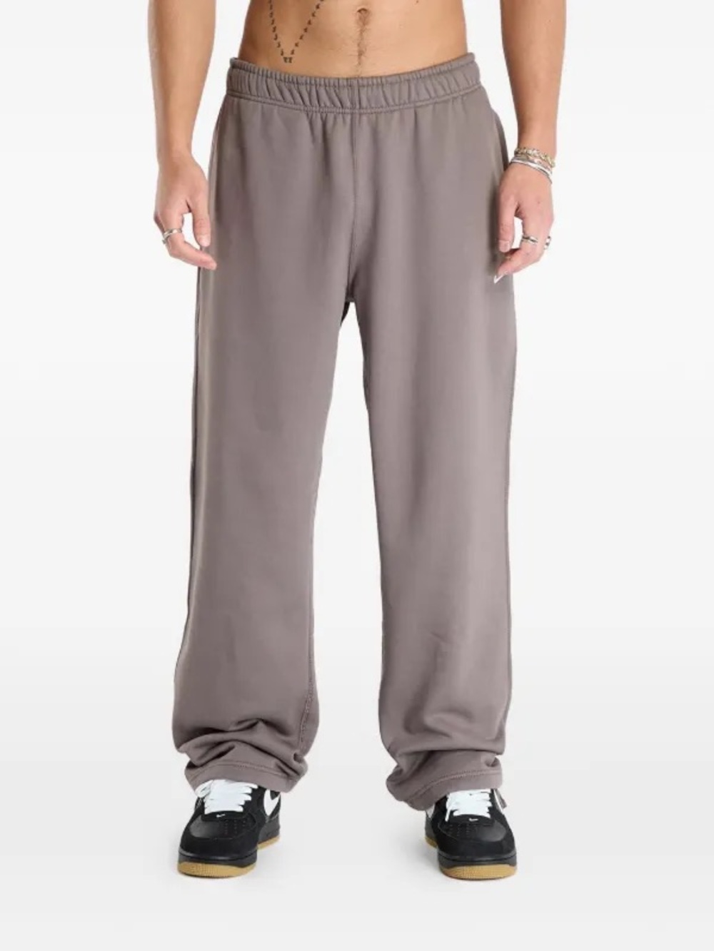 Nike Men's Wide-Leg Sweatpants in Taupe Gray